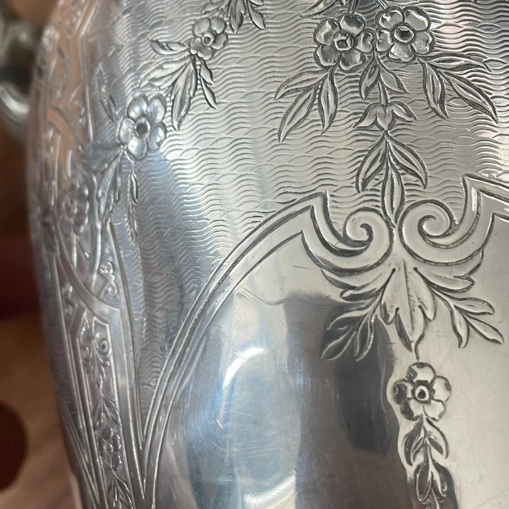 WILCOX INTERNATIONAL CO SILVER PLATE COFFEE POT& CREAM FLORAL PATTERN #…
